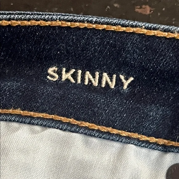 🔵TEMP PRICE DROP🔵 American Eagle Next Level Stretch Deep Indigo Skinny Jeans - Picture 7 of 11